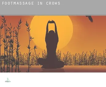 Foot massage in  Crows
